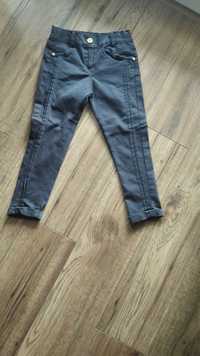 Spodnie dżinsowe dla dziewczynki 110