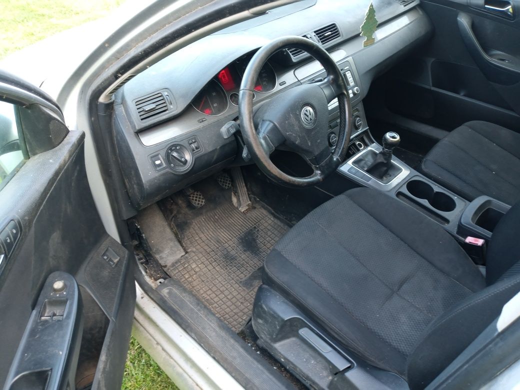 VW Passat b6 19tdi na czesci w całości