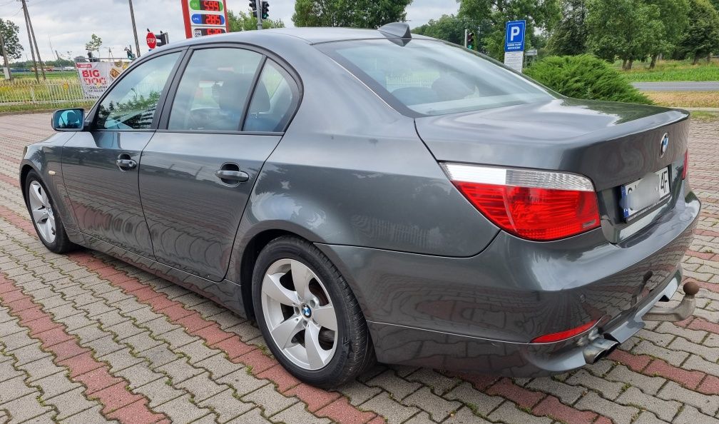 Bmw e60 seria 5 525i orginalna 192km m54b25 sedan manual