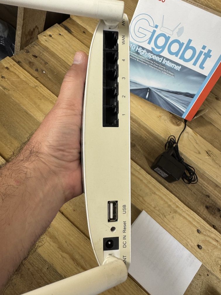 Router sapido gr-1733 gigabit