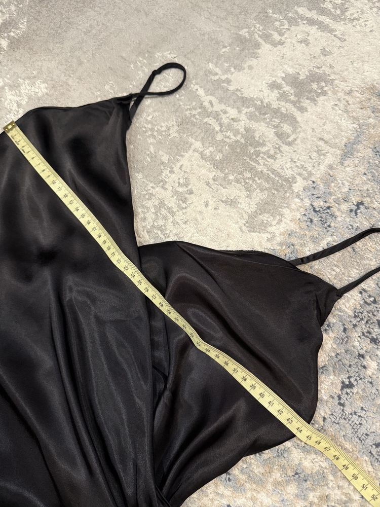 Платье чёрное ZARA