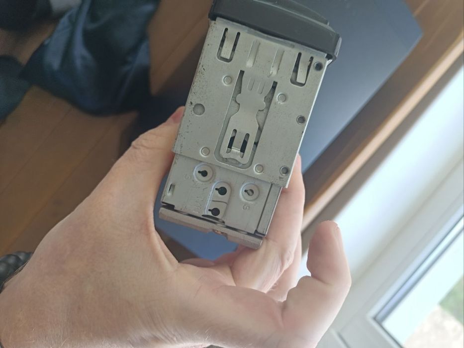 Автомагнітола shuttle 380 под USB і флешку