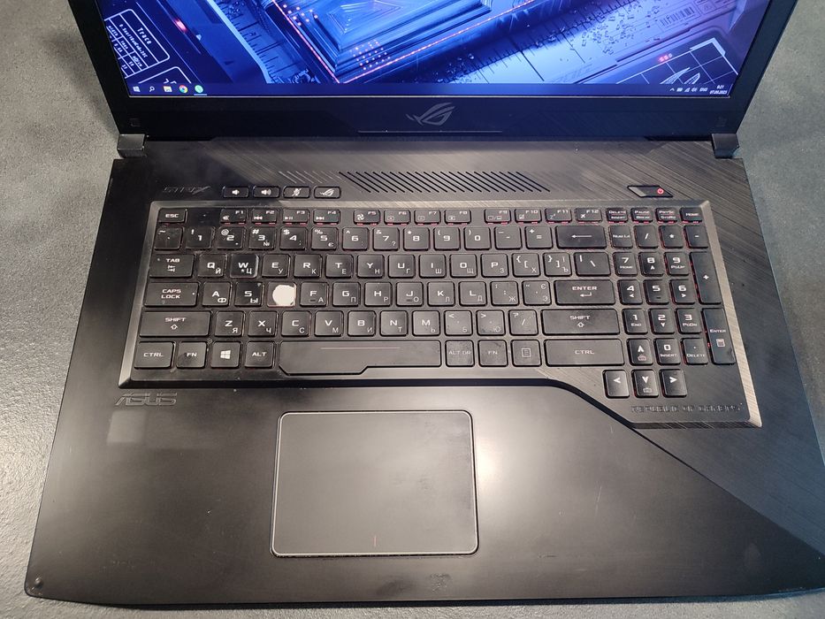 Ігровий ноутбук Asus ROG Strix GL703VD