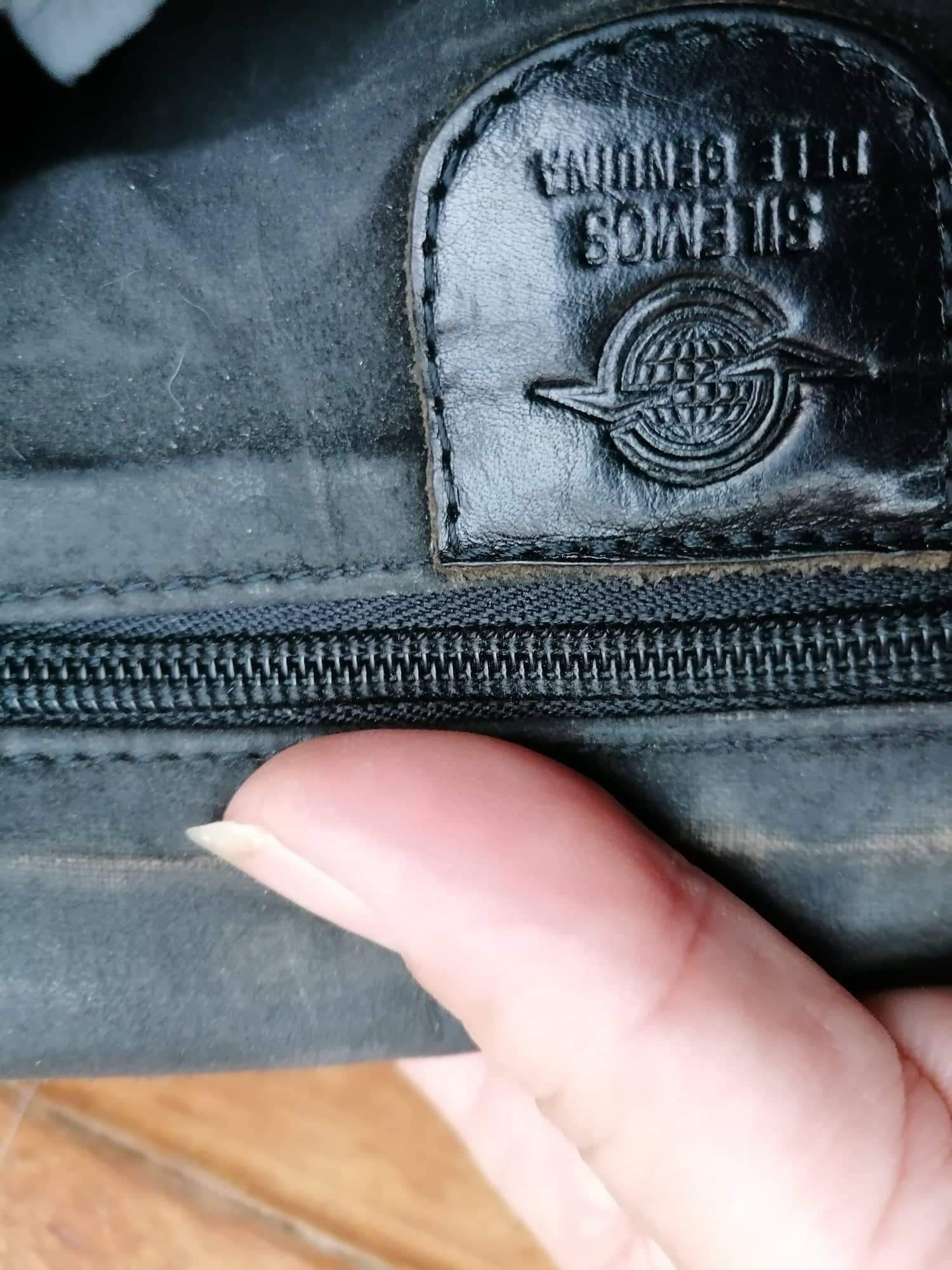 Mochila em pele genuína
