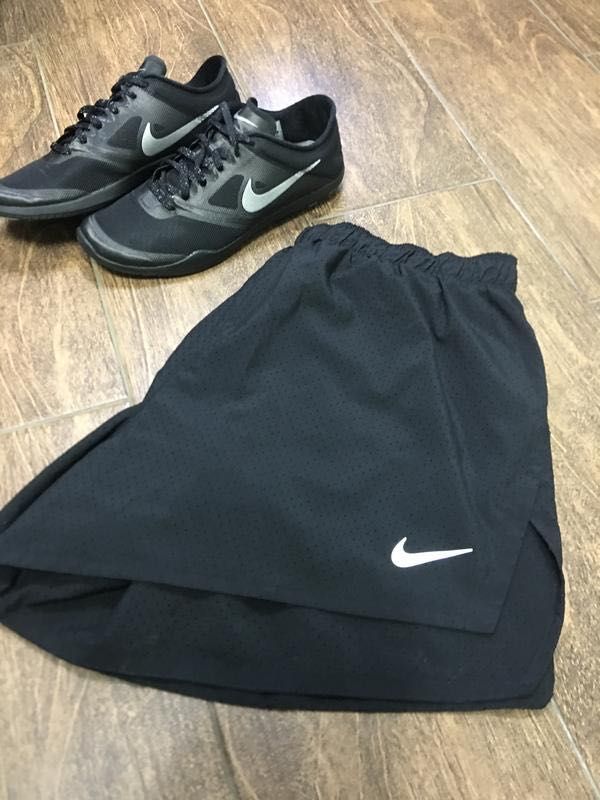 Шорти чоловічі Nike