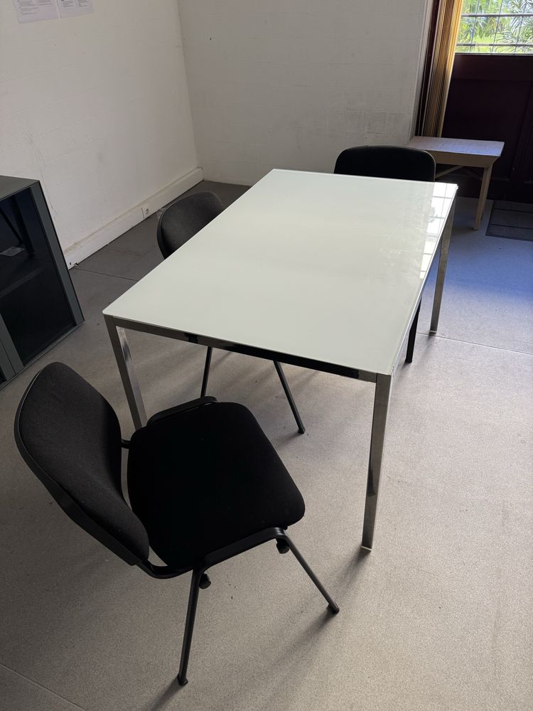 Mesa cozinha com 3 cadeiras