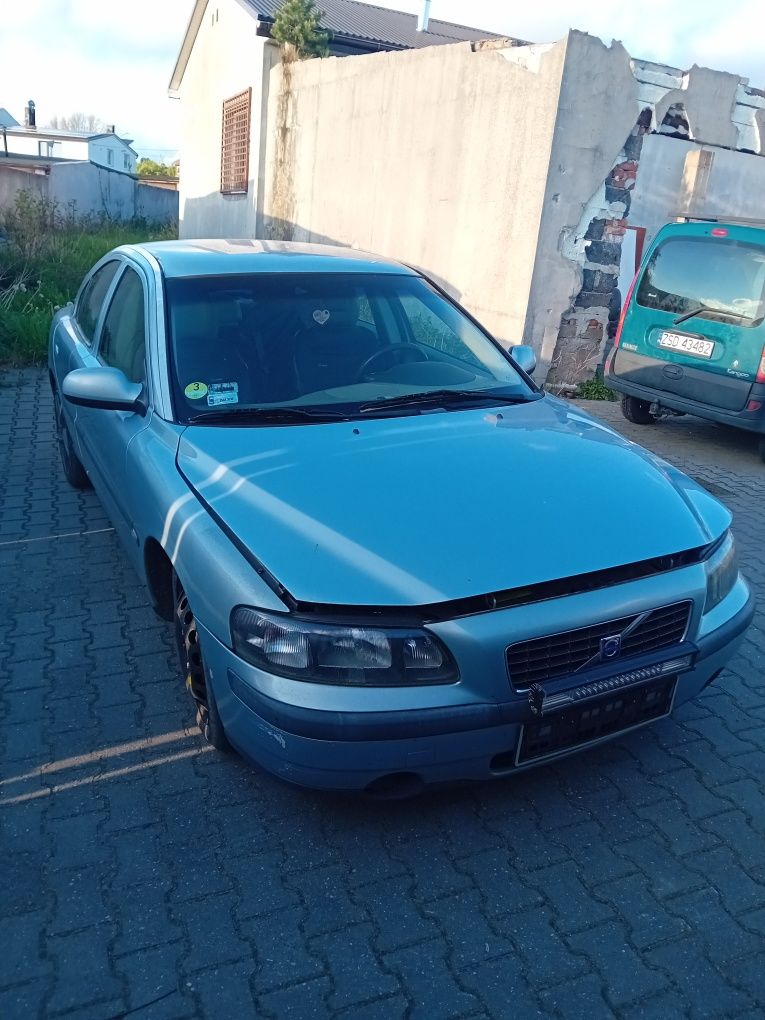 Volvo S60 2,4d z 2007r. Chłodnica klimatyzacji