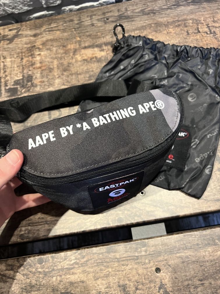 Сумка сумочка барсетка бананка eastpak x bape истпак істпак бейп бапе