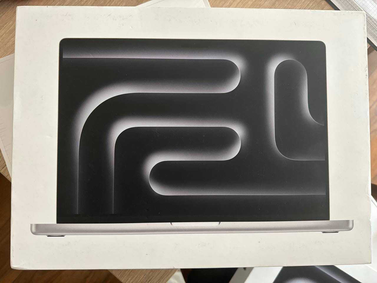 MacBook Pro 16" M3 Max 36Gb/1TB Silver (MRW73)