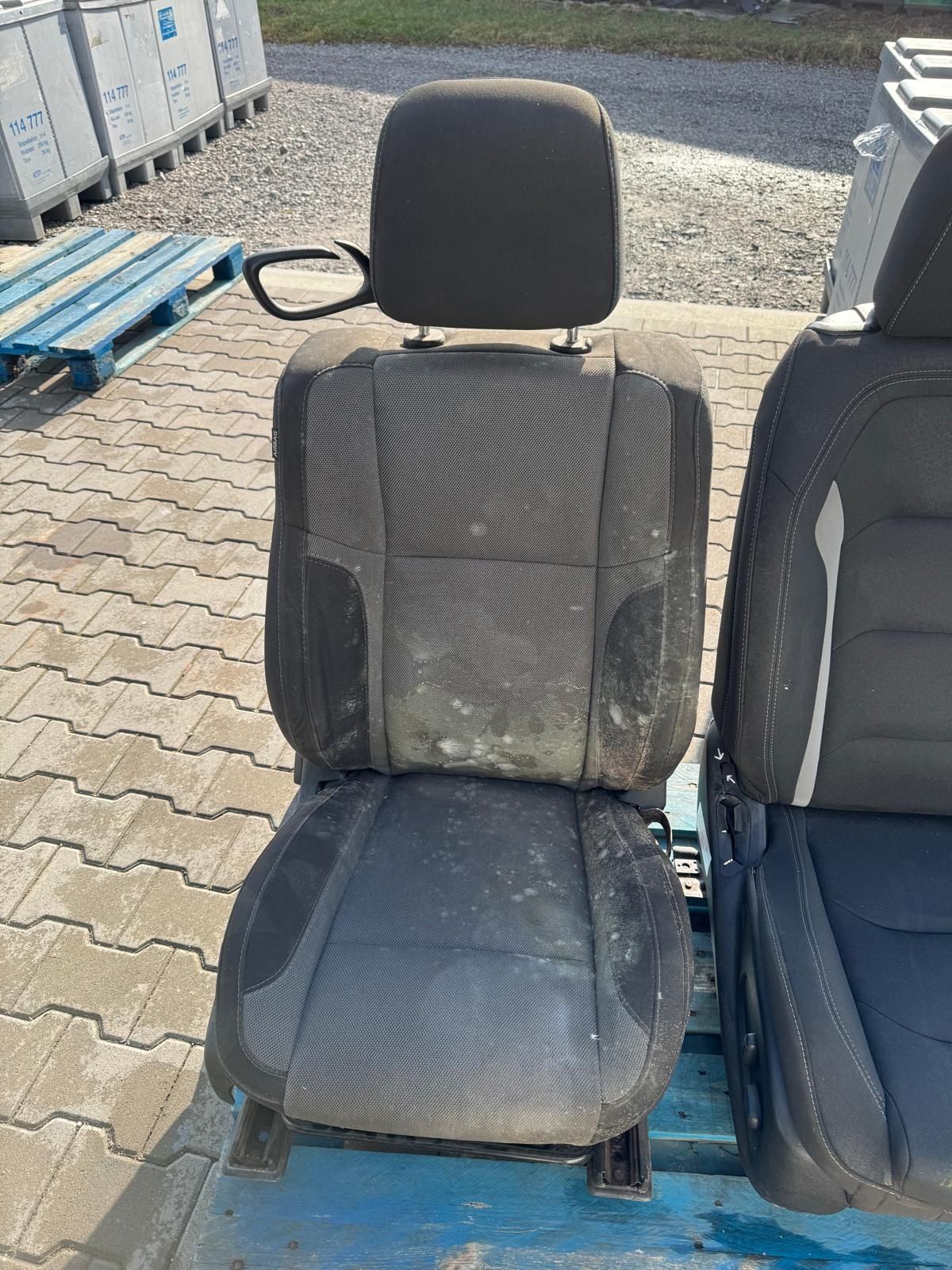 Odkurzacz piorący Karcher wynajem 1 miarka proszku w cenie