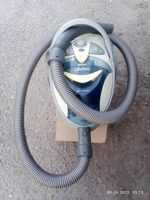 Продам пилосос Zelmer робочий