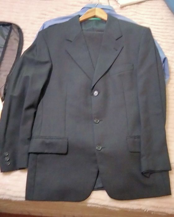 Fato de homem cinzento escuro T48