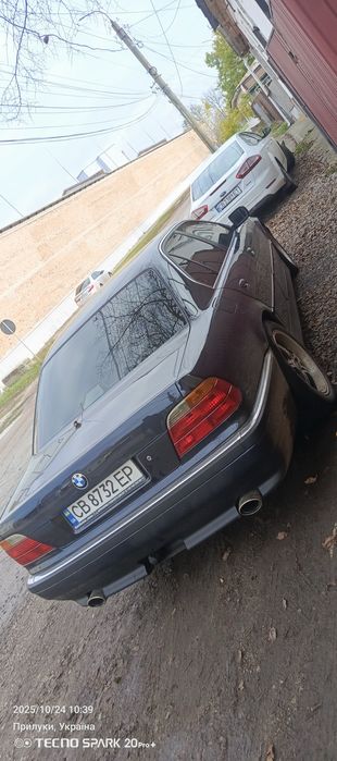 Продаж обмін. На повному ходу.