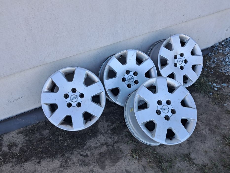 Felgi aluminiowe 16 Opel.