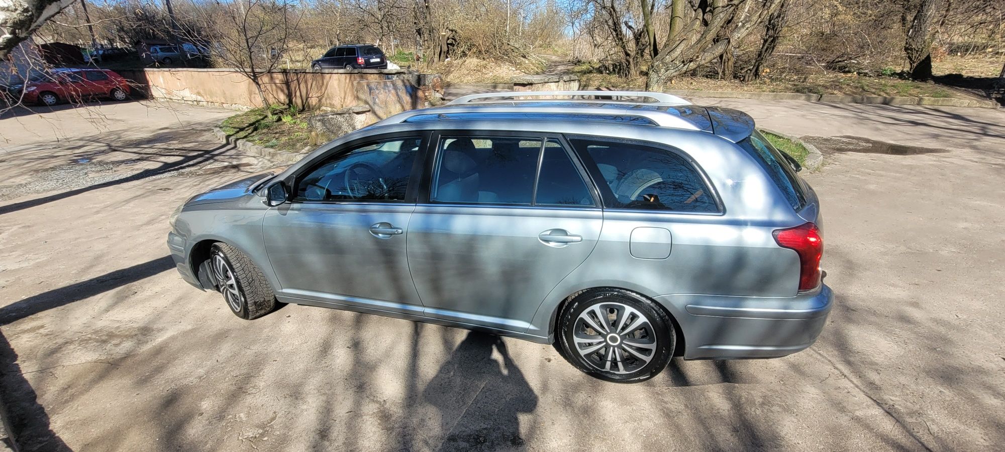 Toyota avensis 2.0 diesel