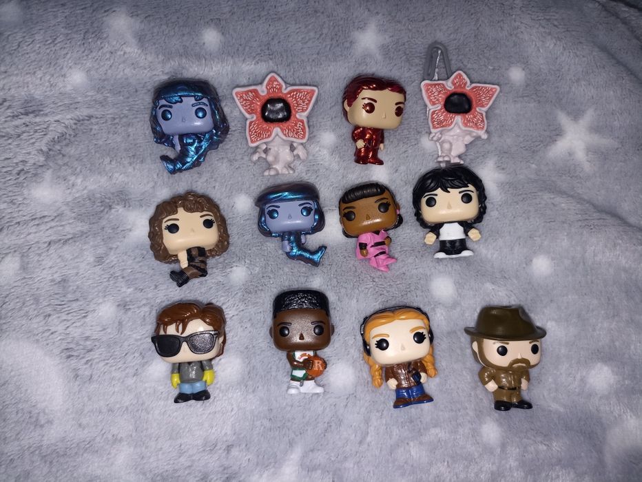 Kinder Joy stranger things