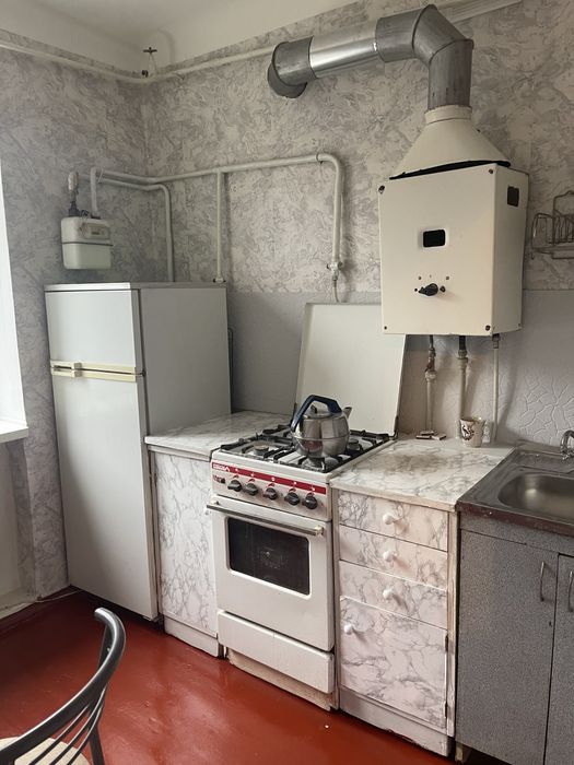 Шевченковский  район  ул. Краснова  1-но ком. квартира