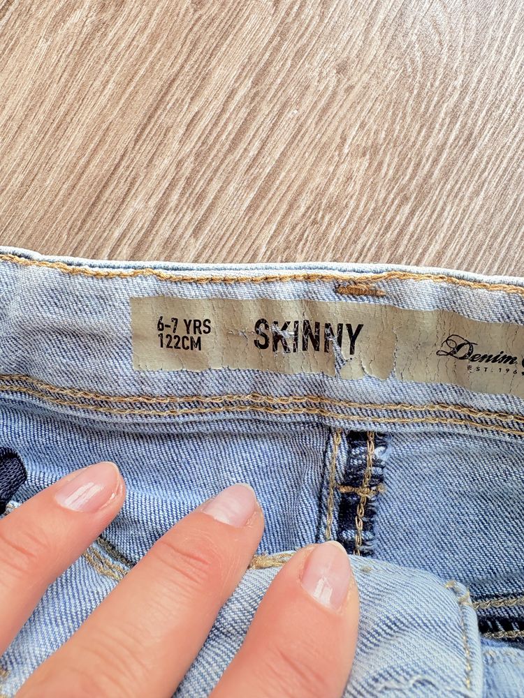 Spodenki jeansowe dla chłopca Denim skinny 122