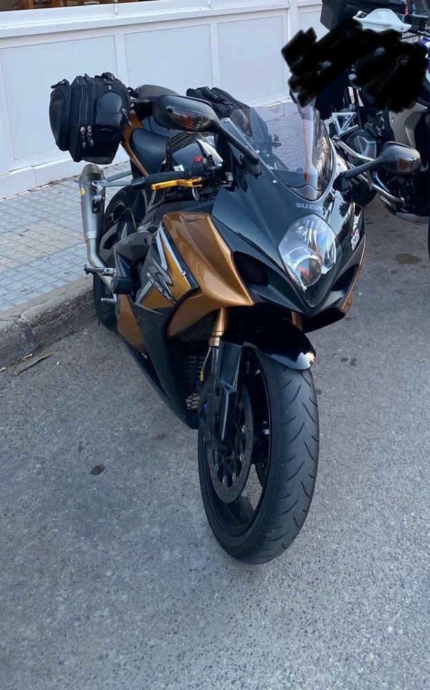 SUZUKI Gsx-R 1000 k8