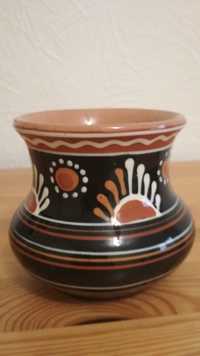 Керамическая вазочка