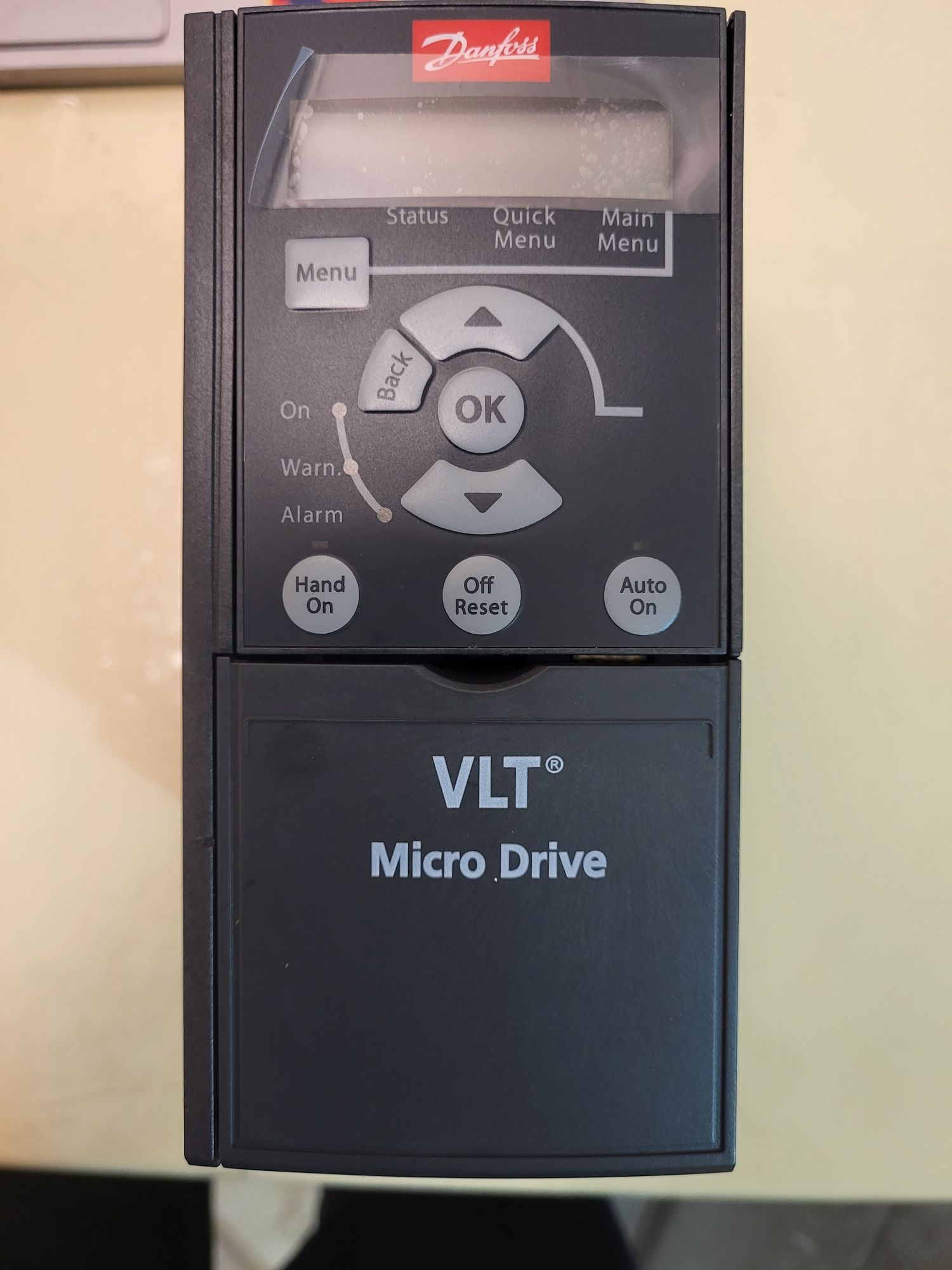 Перетворювач частоти Danfoss VLT Micro Drive FC51 2,2квт 1ф