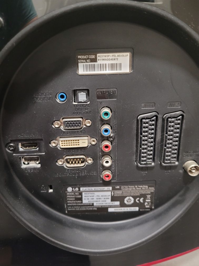 Telewizor monitor LG Flatron M237WDP
