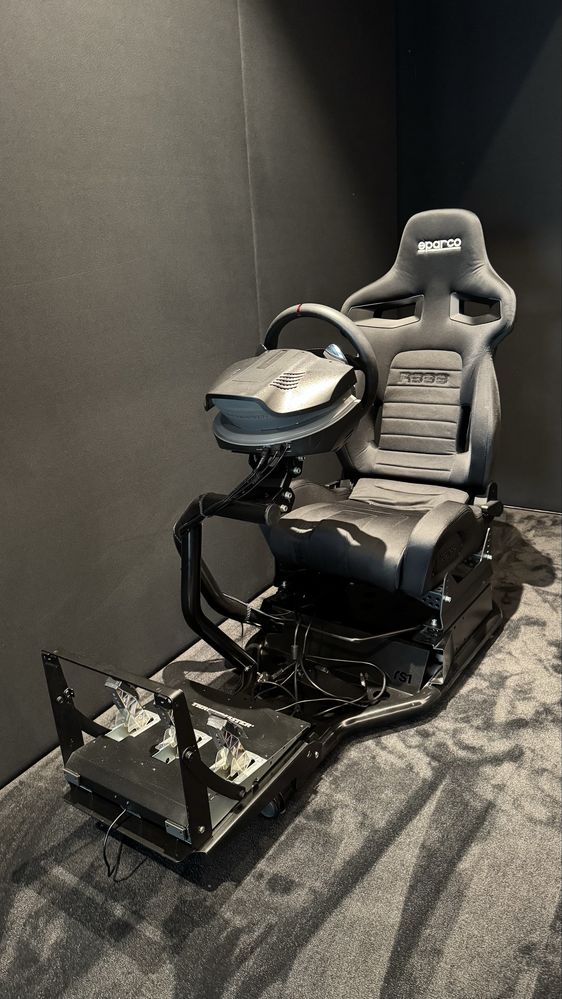 SIMRACING - RSeat RS1 Symulator rajdowy / wyścigowy + PS4 + gry WRC