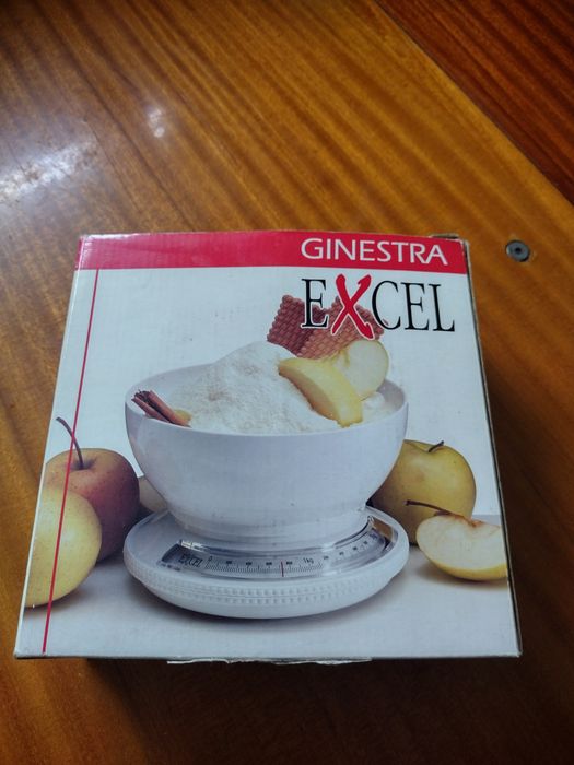 Waga kuchenna 2,2 kg