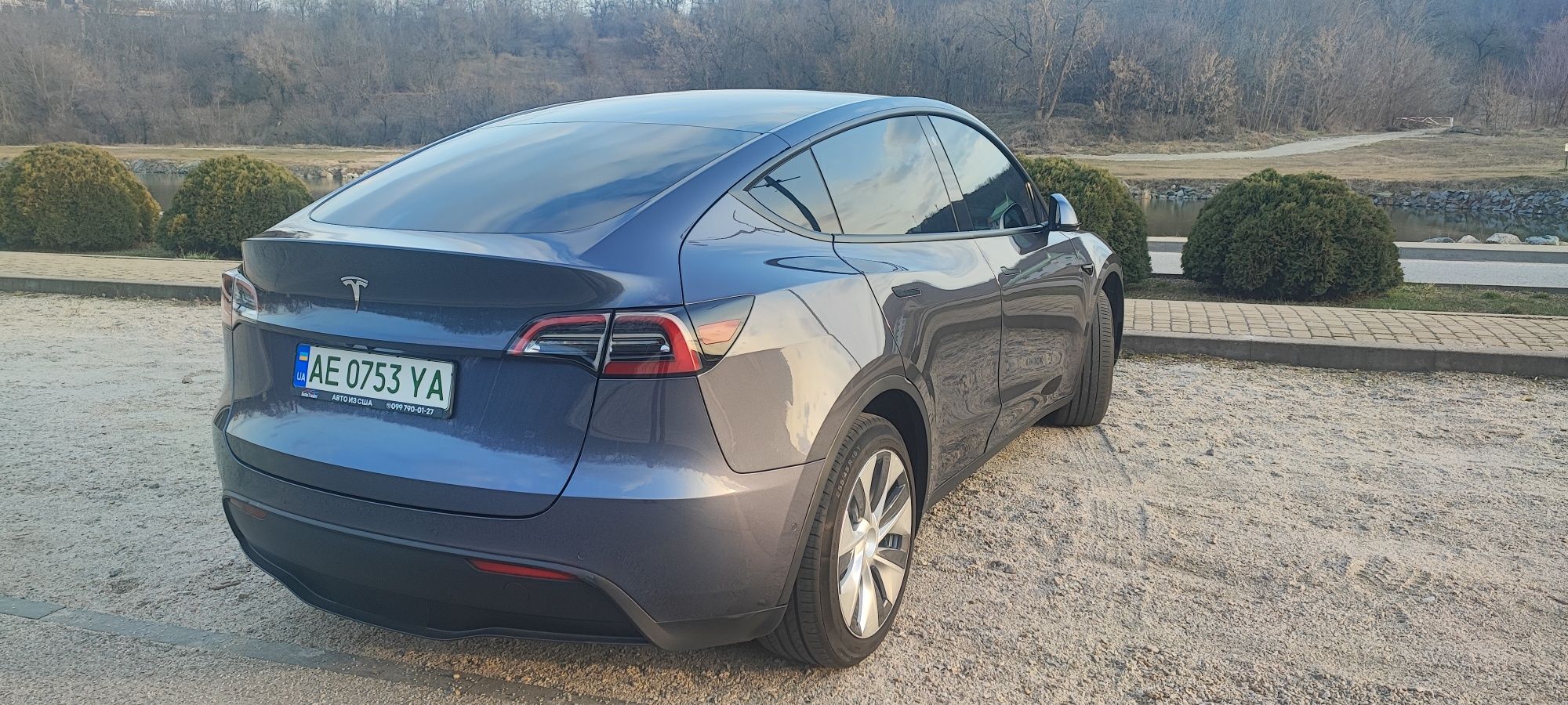 Tesla Model Y dual motor 82 кВт