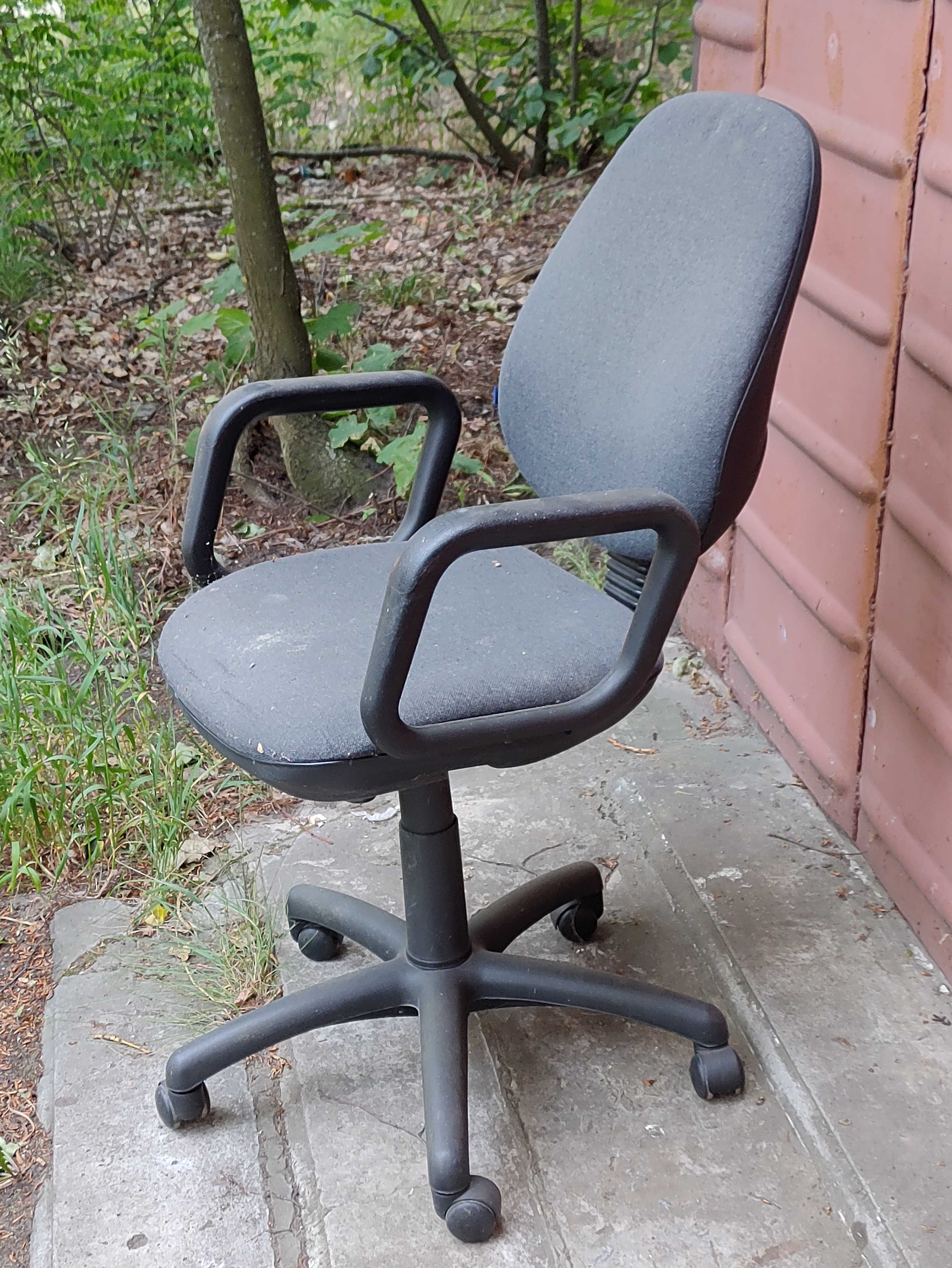 кресло стул офисный колесиках серый Новый стиль Comfort GTP active-1