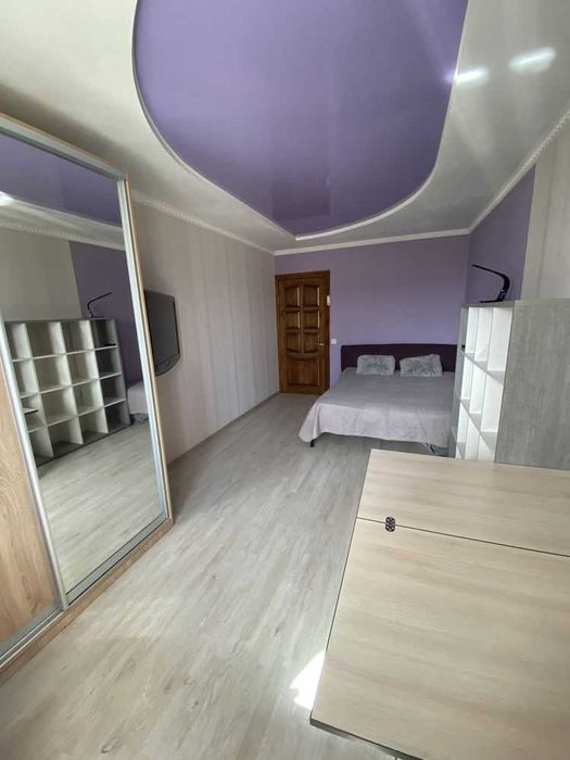 Продам 3х комнатную квартиру. Салтовка. Метро Академика Павлова.