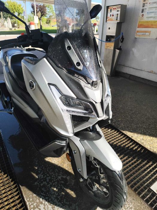 Scooter Voge Sr1 como nova