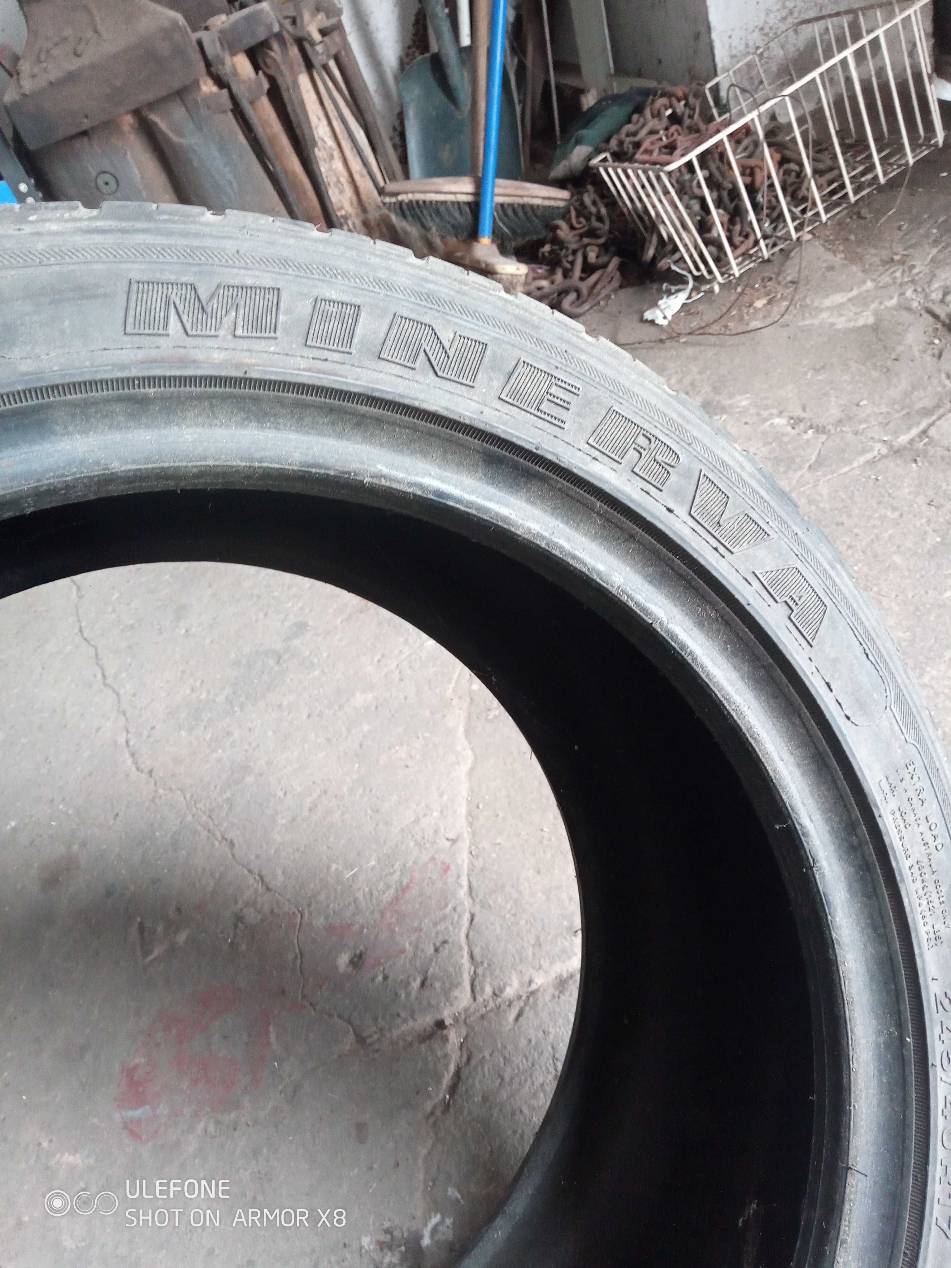 Opona letnia 245/40/R17 MINERVA