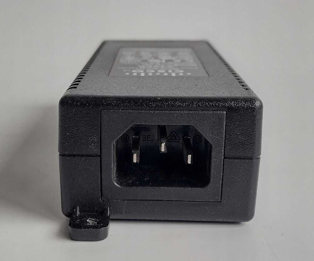 PoE injector Cisco MA-INJ-4 802.3at gigabit ethernet