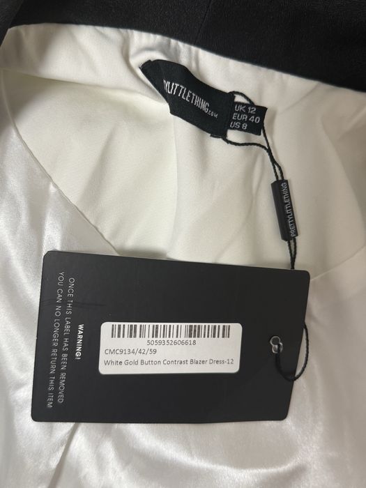 Сукня-жакет білого кольору