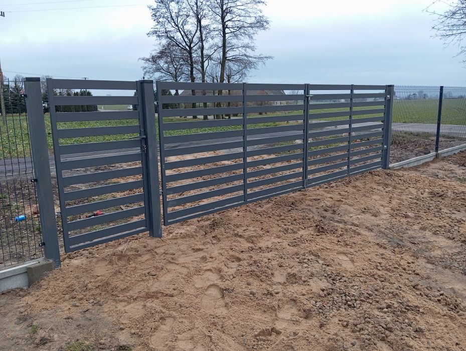 Montaż ogrodzeń systemowych