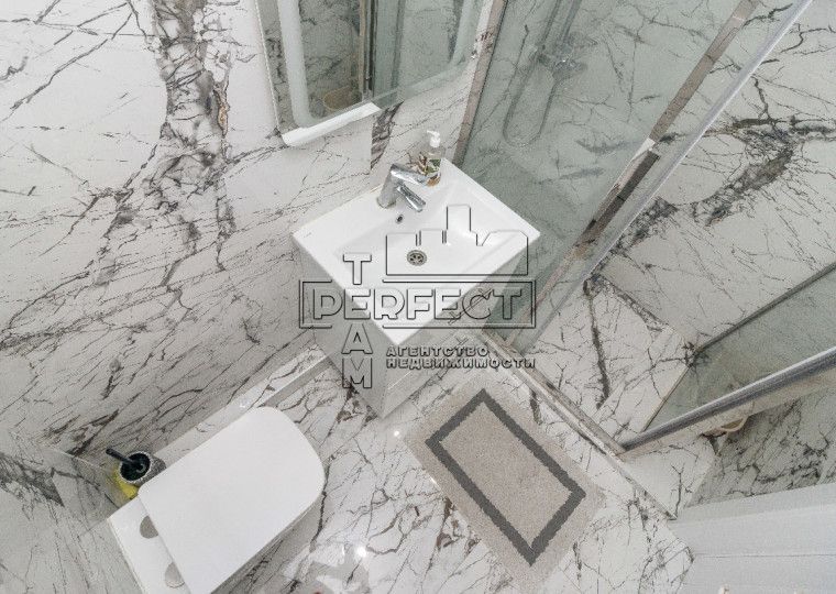 Продаж 3-к квартири Максимовича 24А