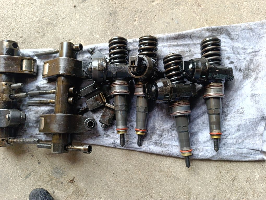 Wtryski wtryskiwacze pompowtryski volkswagen passat b6 1,9 tdi