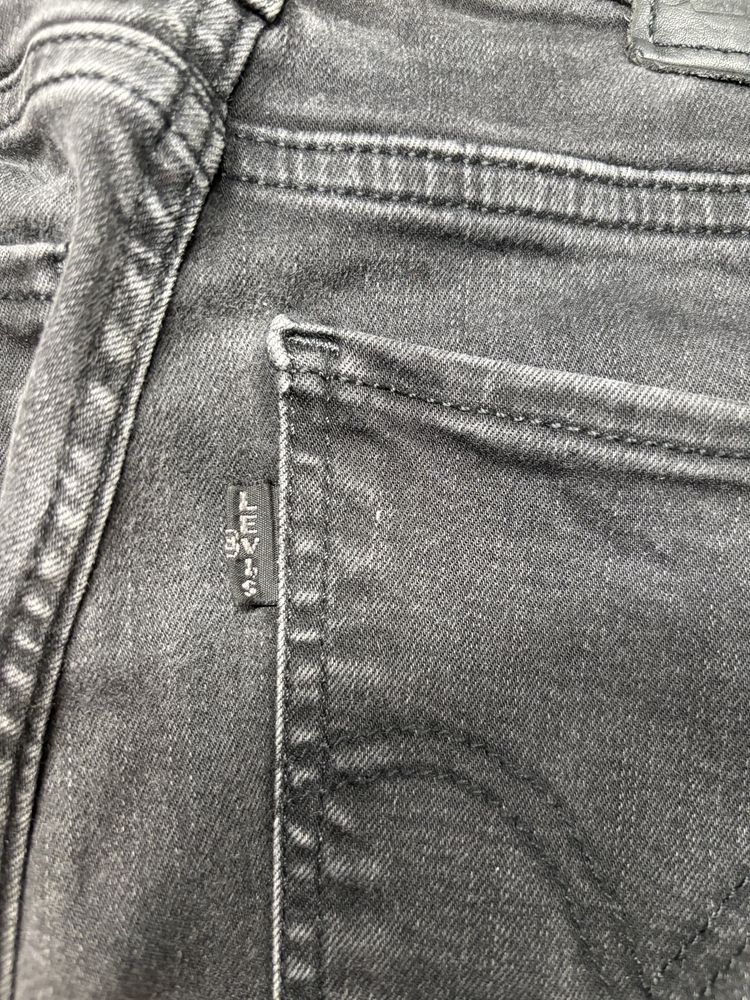 spodnie levis czarne