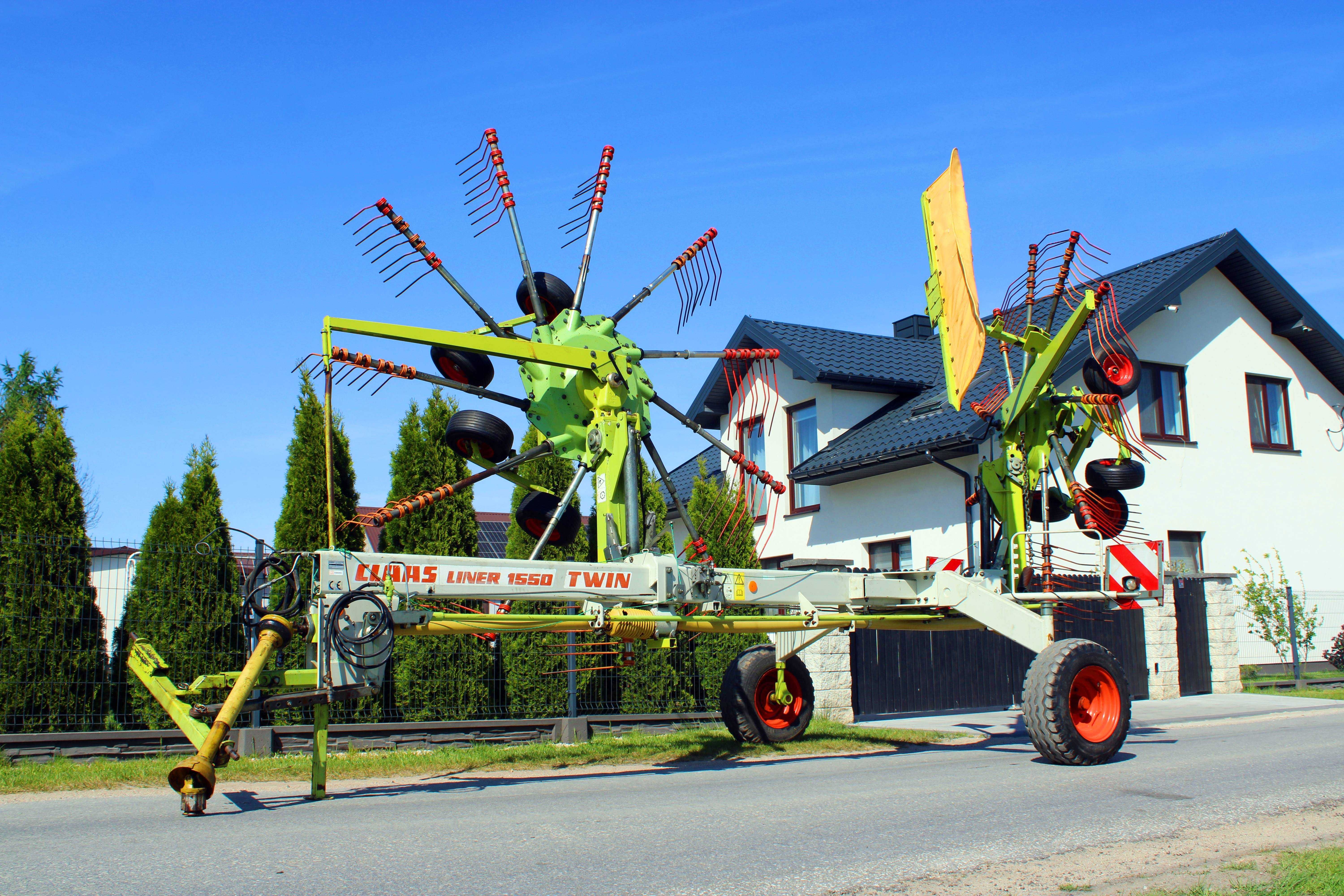 Zgrabiarka Karuzelowa Niemeyer 8,5 m dwu karuzelowa Krone Kuhn