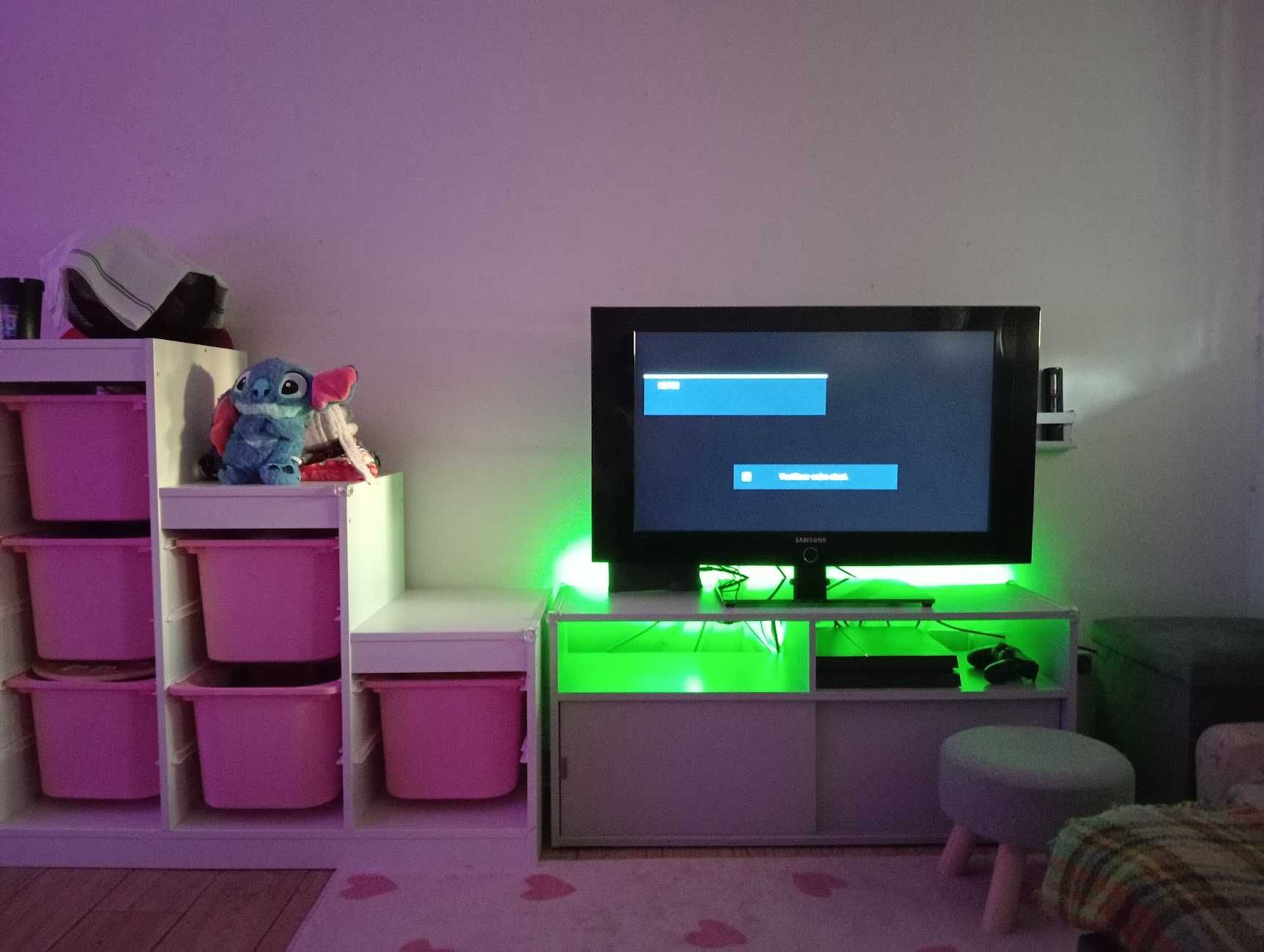 Movel TV ikea como NOVO