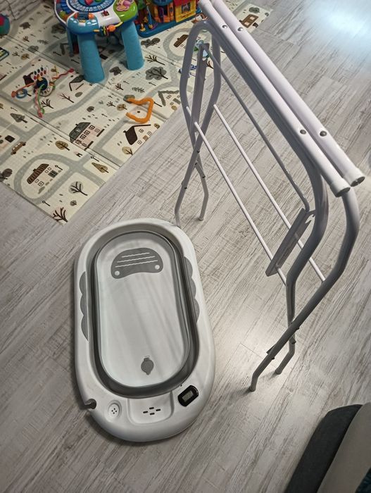 Składana wanienka ze stojakiem