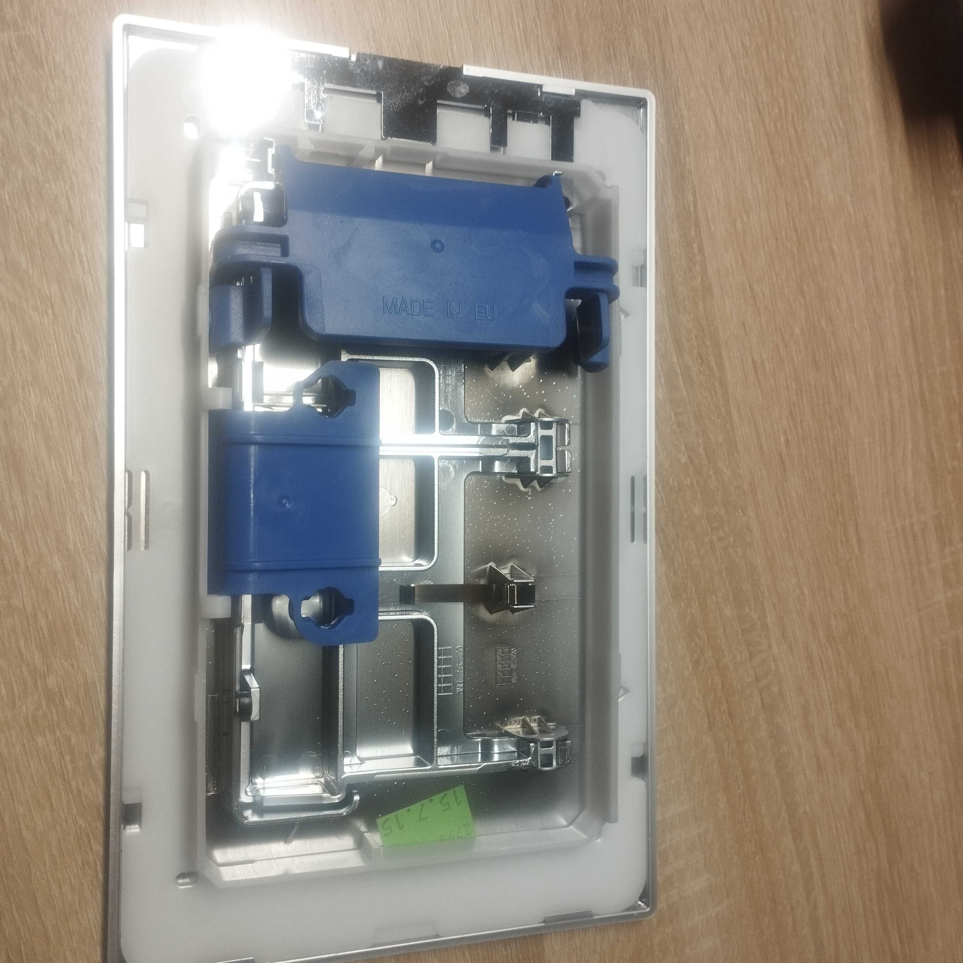 Przycisk spłukający do WC TECHNIC GT Koło ELEGANT chrom mat