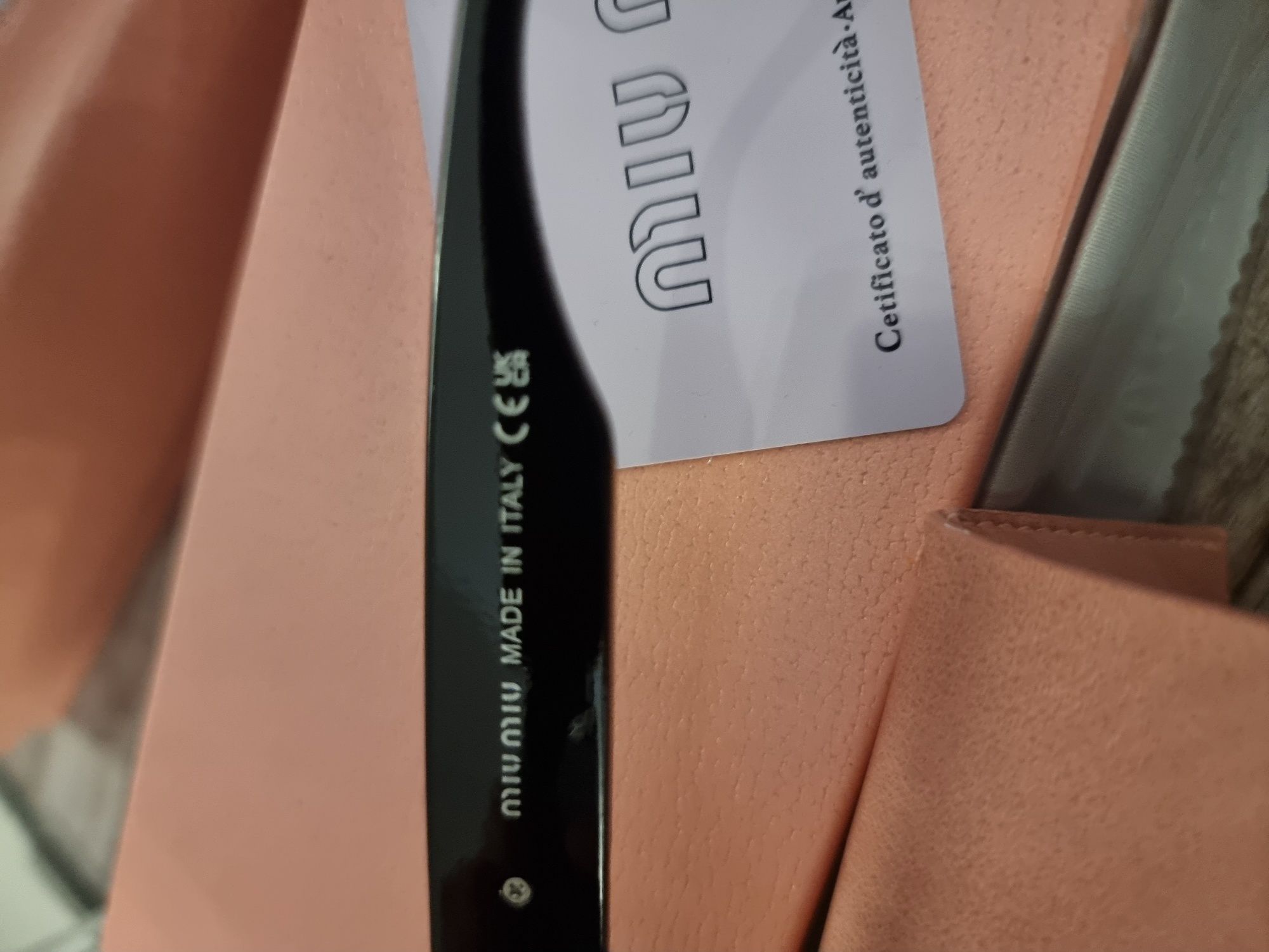 Okulary Miu miu.