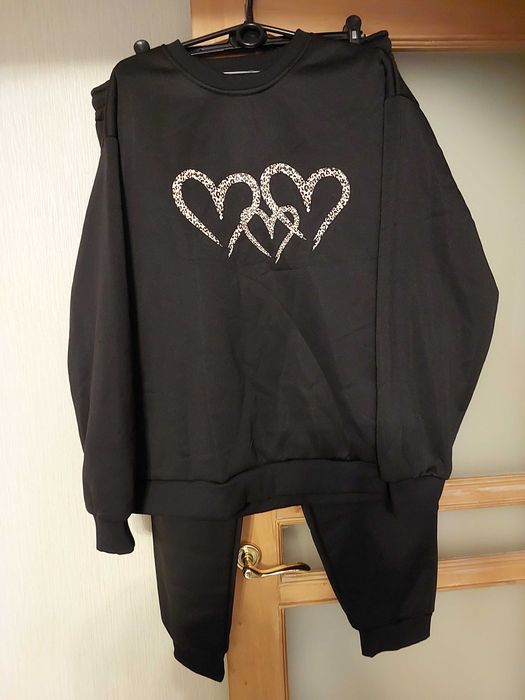 Спортивний жіночий костюм,теплий,новий,розмір-56