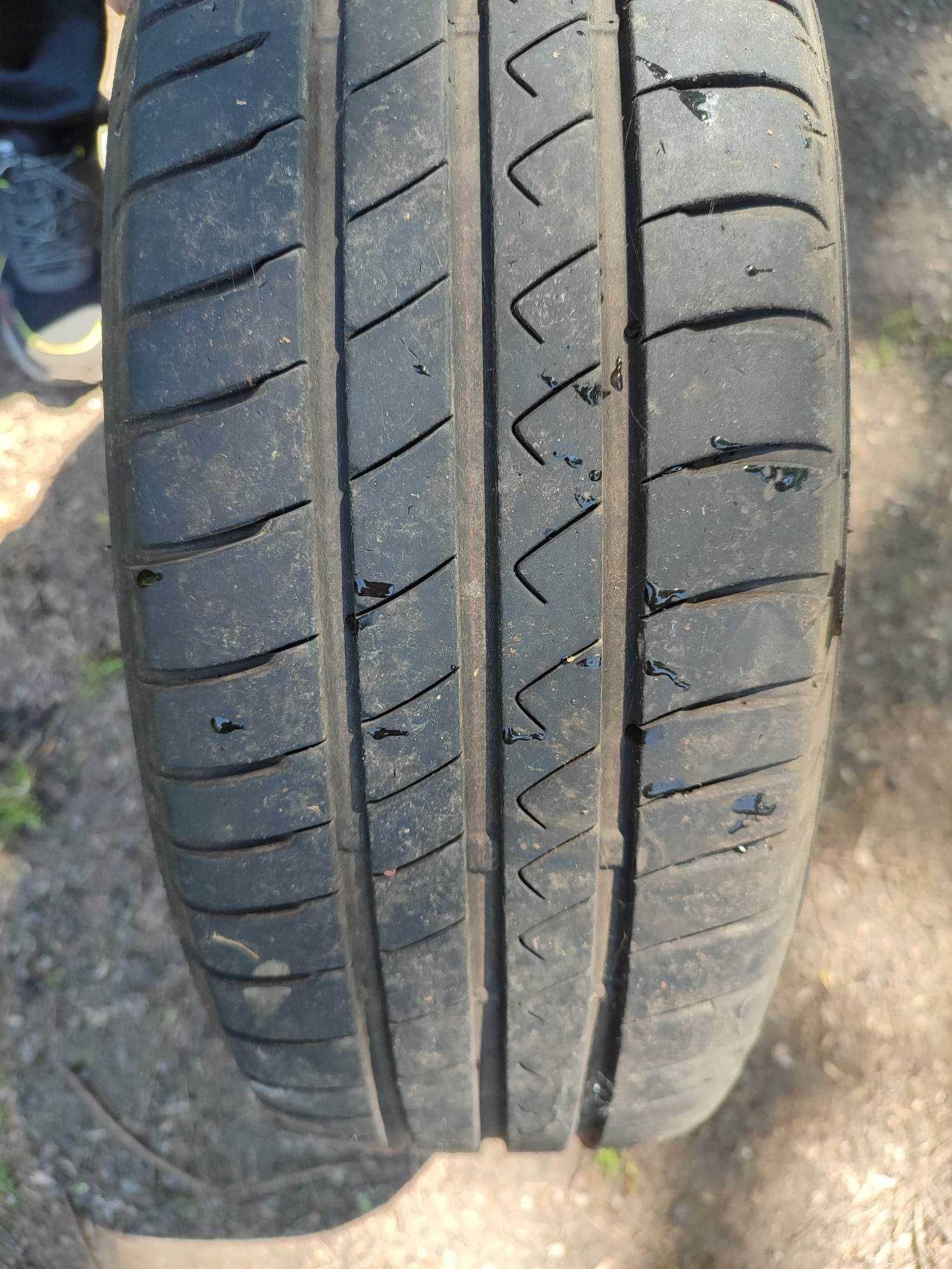 Opony Letnie Dayton Touring 2 185/65 R15 na Felgach stalowych.