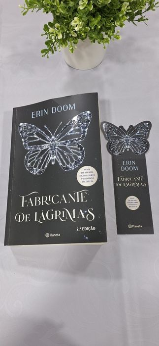 Livro " Fabricante  de lágrimas "