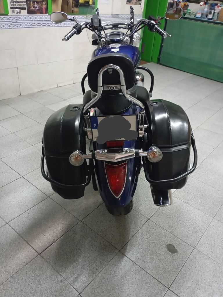 Yamaha XVS 1300 Midnight Star