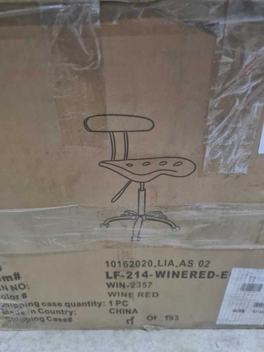 Krzesło biurowe z siedziskiem typu traktor