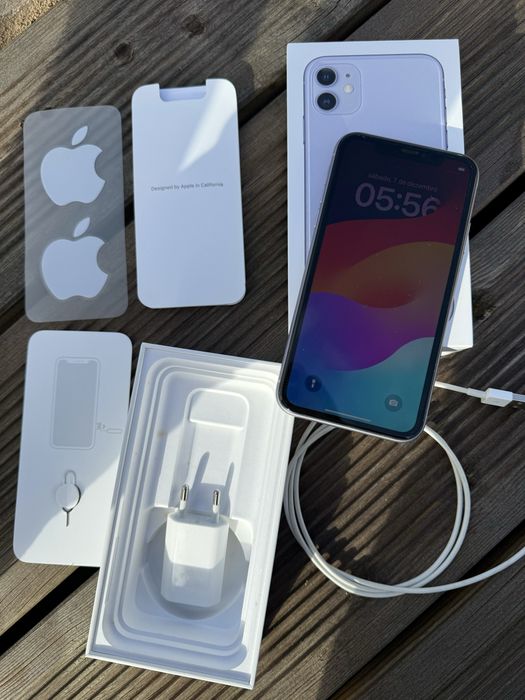 iPhone 11 - 128 GB (Lilás)